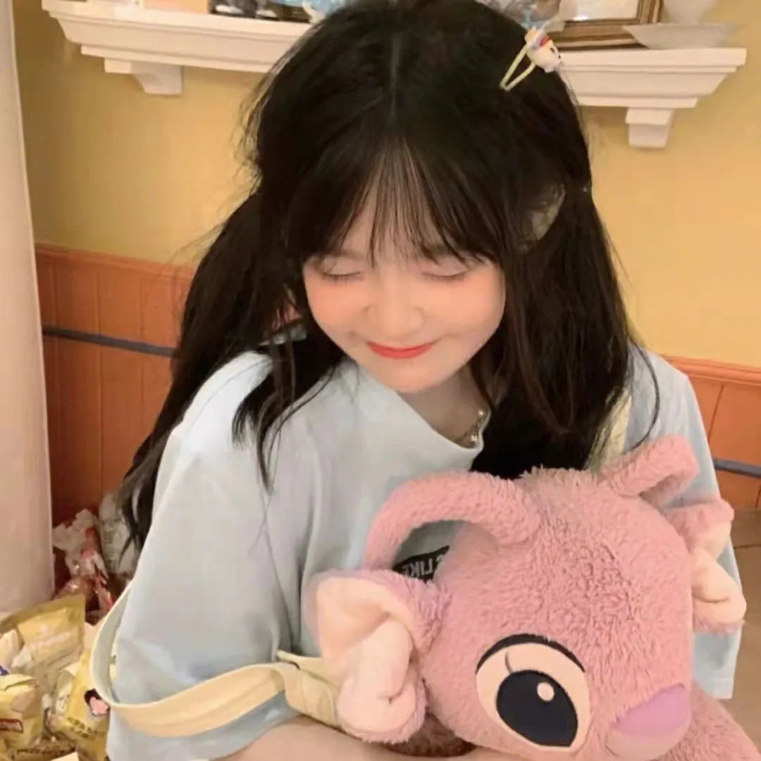 神王归来，我有六个美女下属